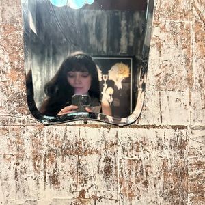 Meet your Posher, Raychel